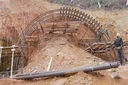 宜章钢花管锚杆施工